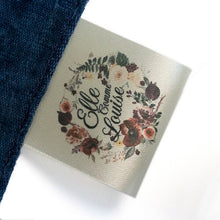 Load image into Gallery viewer, 30mm Personalized wash care satin, Custom sew on labels, Textile tag, Fabric labels clothing tag