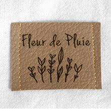 Charger l'image dans la galerie, Étiquettes en faux cuir Khaki