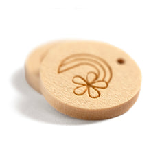 Charger l'image dans la galerie, Médaillons en bois personnalisés ronde 20 mm