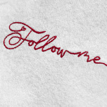 Afbeelding in Gallery-weergave laden, Motif broderie Baliste Clown avec mot anglais suis-moi, Fichier conception de broderie Baliste Clown, Fichier conception machine à broder