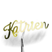 Charger l'image dans la galerie, sticker doré personnalisable prénom