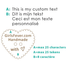 Charger l'image dans la galerie, Boutons en bois bords ondulés en forme de coeur, Etiquettes en bois personnalisées mariage forme coeur