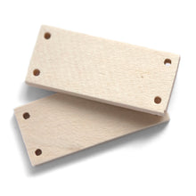 Afbeelding in Gallery-weergave laden, Gepersonaliseerde rechthoekige houten labels viergaats met kleuropdruk wasbaar 50st