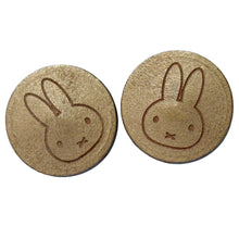 Load image into Gallery viewer, Personalized hang tags medallions, wooden tags for events, weddings or baptizing
