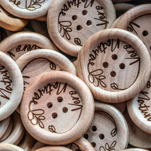 Afbeelding in Gallery-weergave laden, Boutons en bois personnalisés 30 mm
