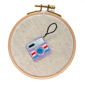 Motif broderie Appareil photo instantané, Fichier conception de Polaroid, Fichier conception machine à broder caméra