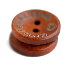 Charger l&#39;image dans la galerie, Personalised wooden buttons 50pcs
