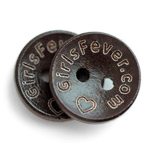 Charger l&#39;image dans la galerie, boutons en bois personnalisable avec prénom ou marque
