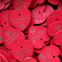 Load image into Gallery viewer, houten hartjes hangers voor valentijnsdag
